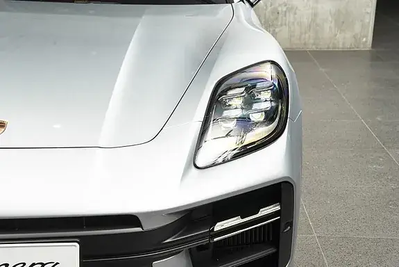 Porsche Panamera 2026 photo 4