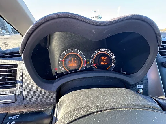 Toyota Auris 2010 photo 3