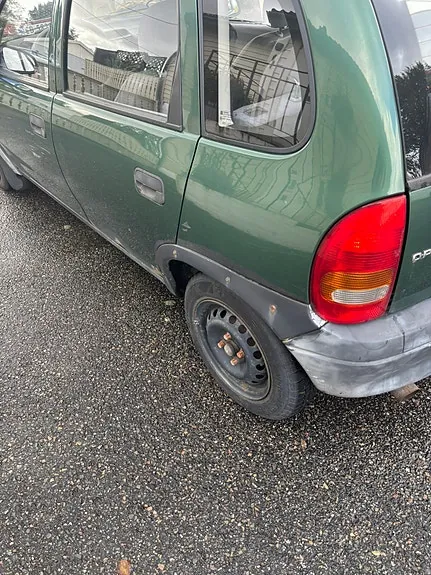 Opel Corsa 1999 photo 4