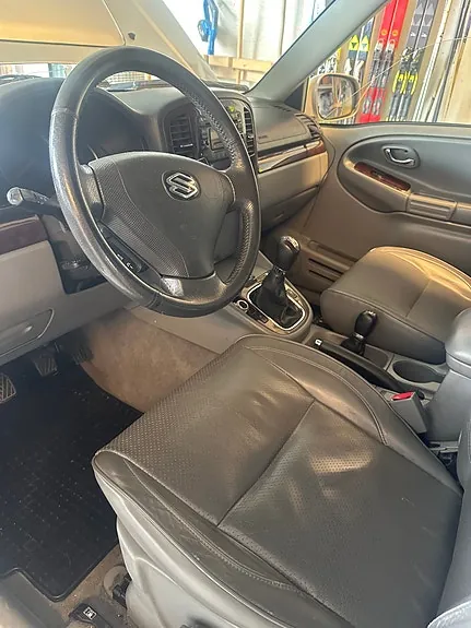Suzuki Xl7