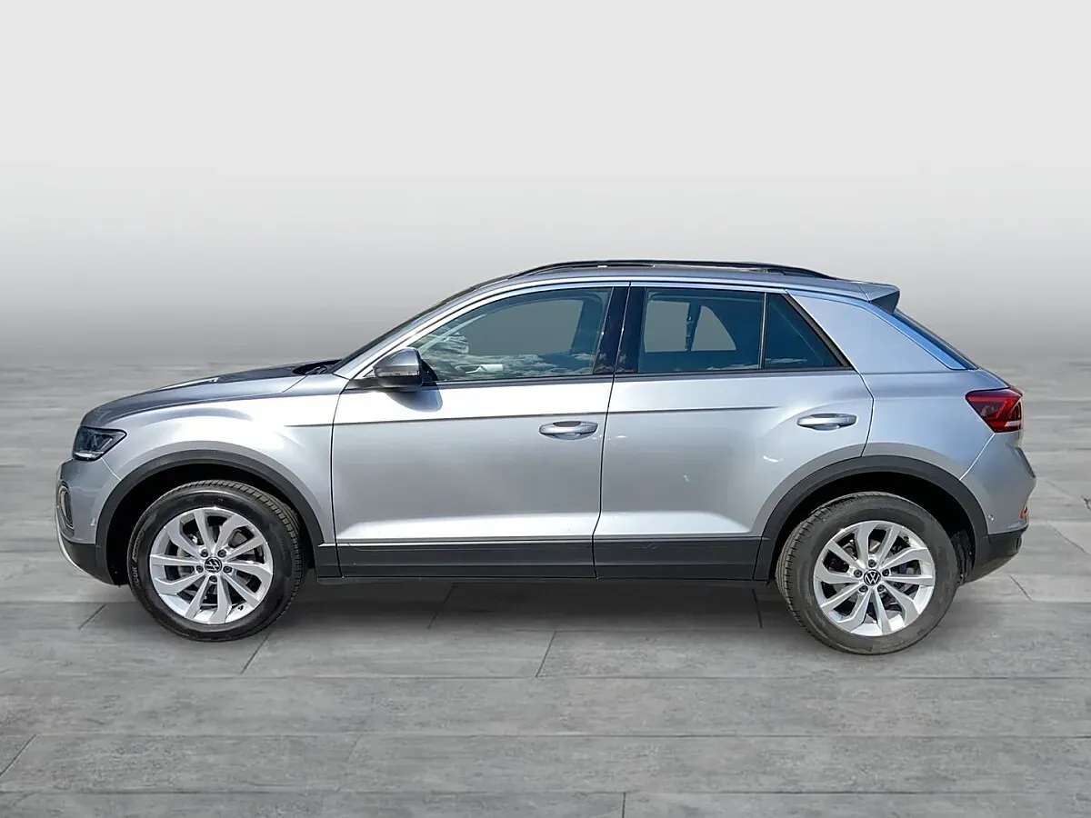 Volkswagen T-Roc 2022 photo 2