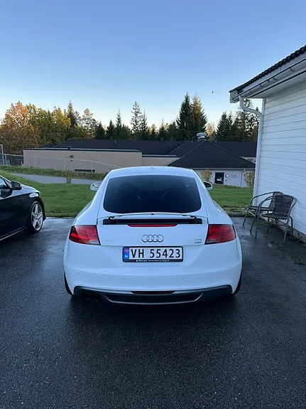 Audi Tt 2011 photo 5