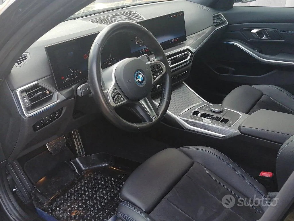 BMW 3 Series 2024 photo 4