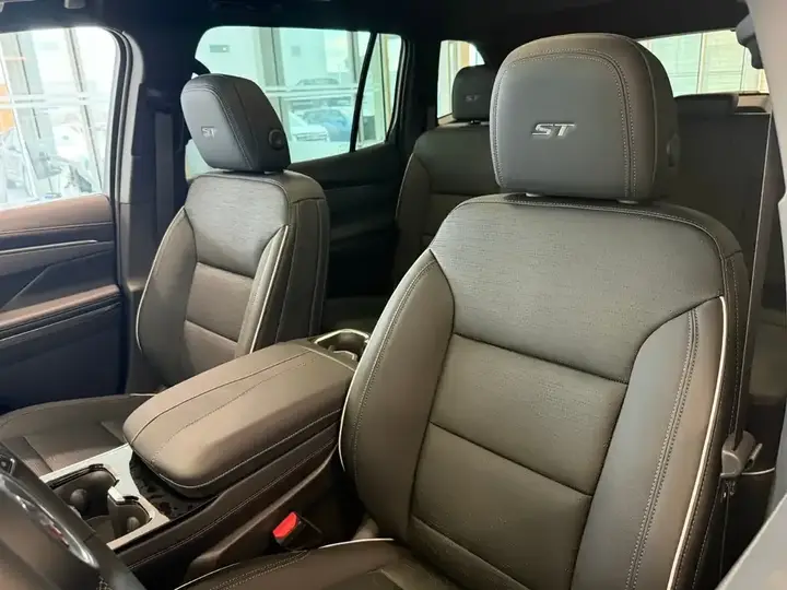 Buick Enclave 2026 photo 5