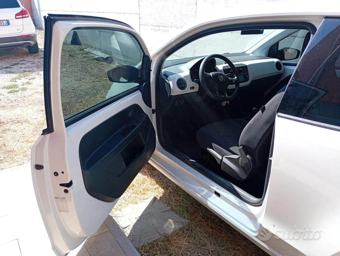Volkswagen Up 2019 photo 3