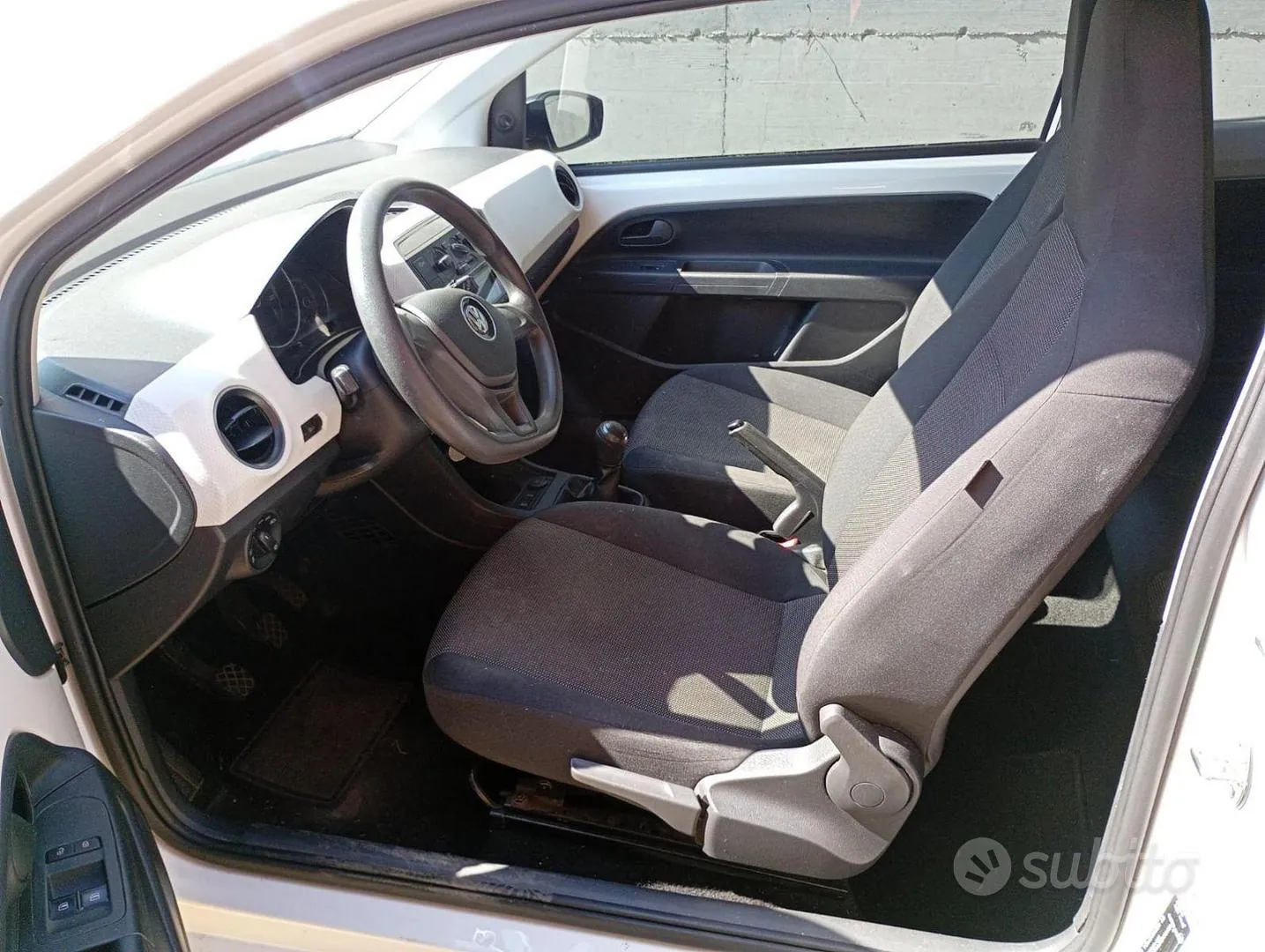 Volkswagen Up 2019 photo 4