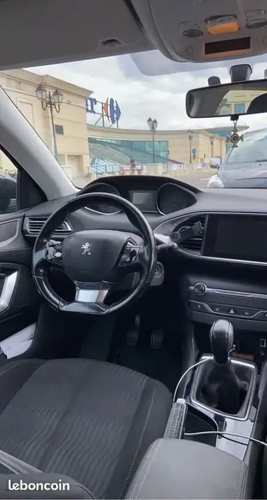 Peugeot 308 2014 photo 3