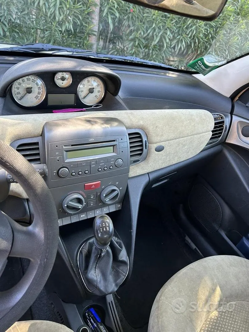 Lancia Ypsilon 2005 photo 5