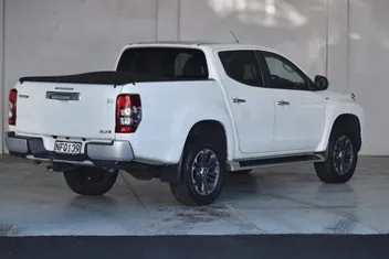 Mitsubishi Triton 2021 photo 3
