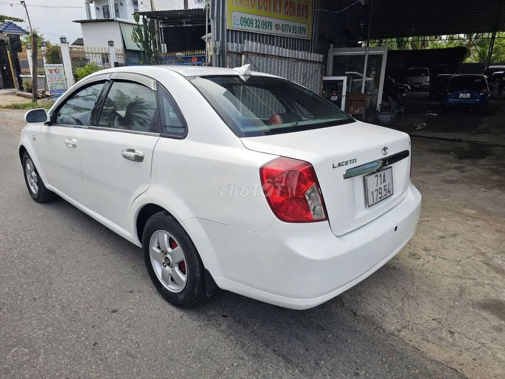 Chevrolet Lacetti 2009 photo 3