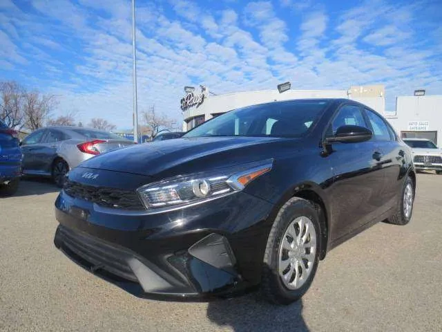Kia Forte 2022 photo 2