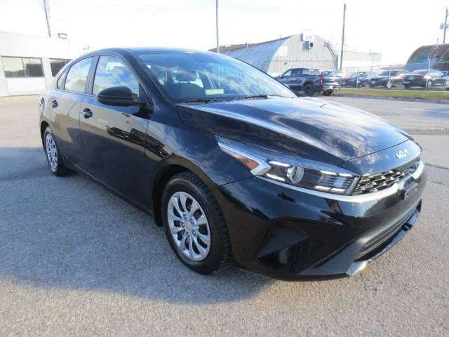 Kia Forte 2022 photo 4
