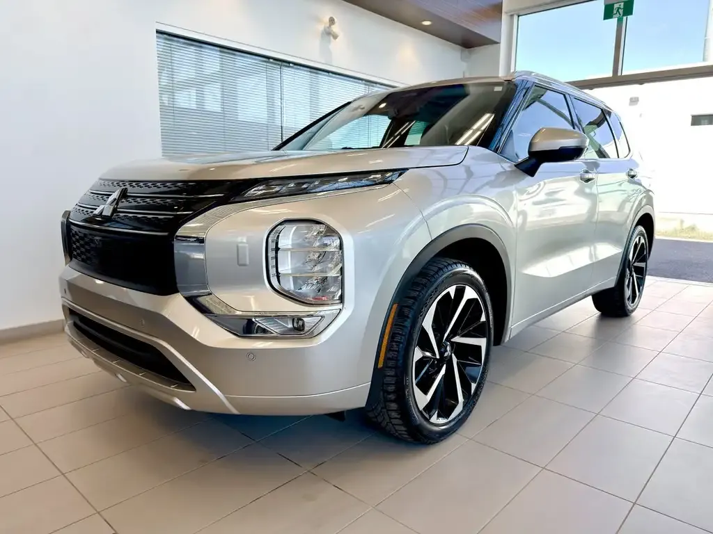 Mitsubishi Outlander 2023 photo 5