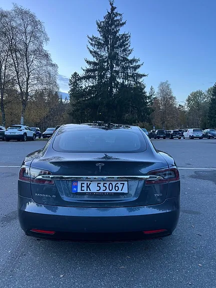 Tesla Model S 2017 photo 4
