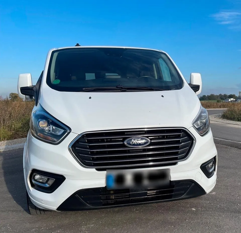 Ford Tourneo Custom