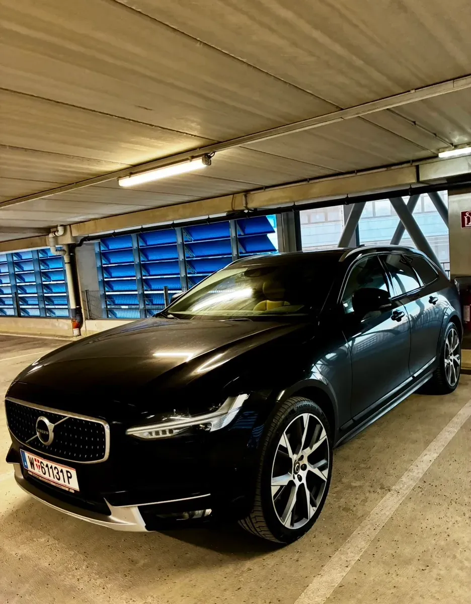 Volvo V90 2017 photo 2