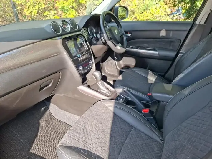 Suzuki Vitara 2024 photo 5