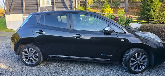 Nissan Leaf 2014 photo 2