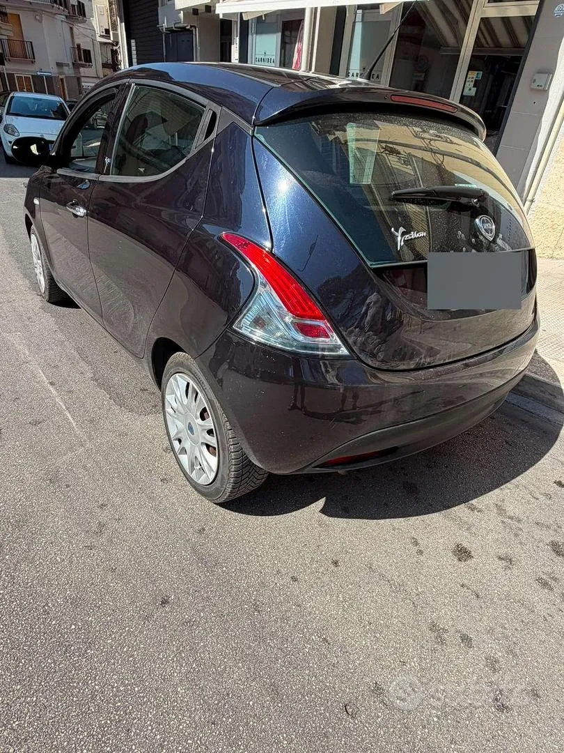 Lancia Ypsilon 2012 photo 4