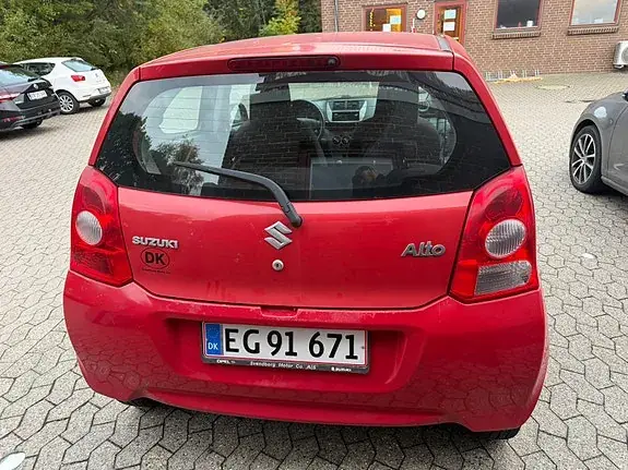 Suzuki Alto 2010 photo 5
