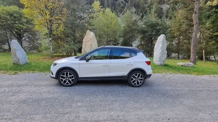 Seat Arona 2018 photo 3