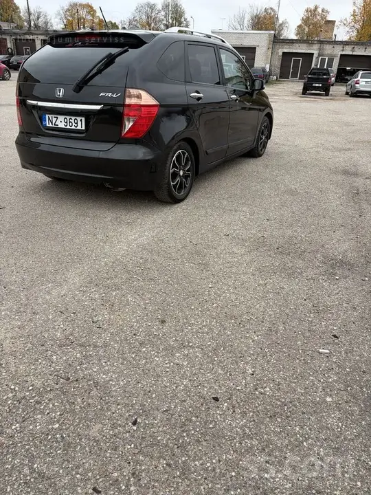 Honda Fr-V 2008 photo 3