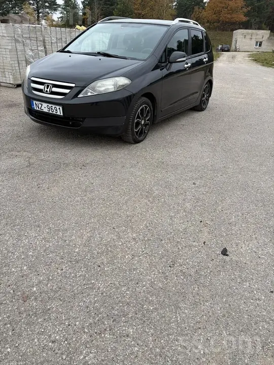 Honda Fr-V 2008 photo 2