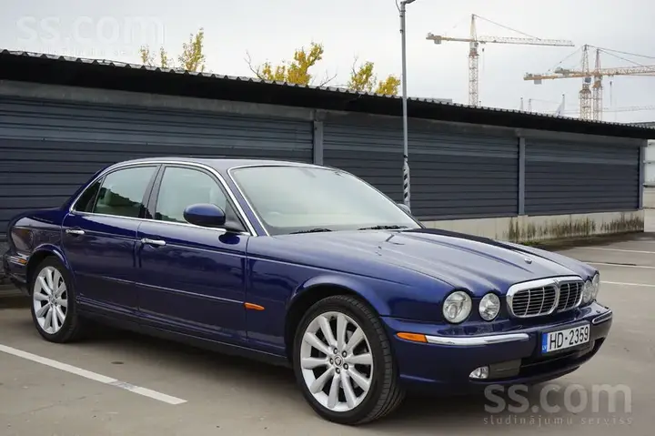 Jaguar Xj 2003 photo 2