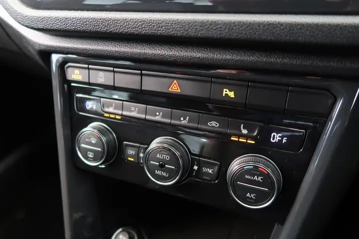 Volkswagen T-Roc 2018 photo 4