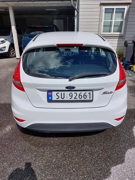 Ford Fiesta 2010 photo 4