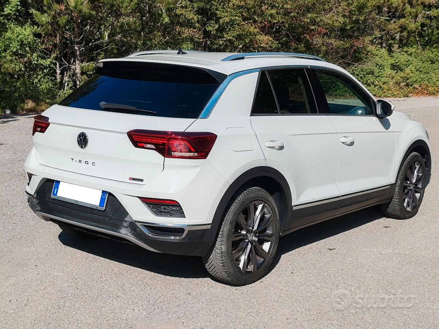 Volkswagen T-Roc 2018 photo 2