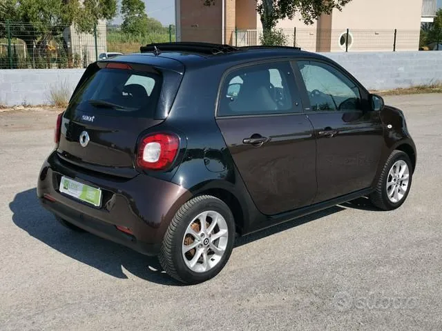 Smart Forfour 2019 photo 2