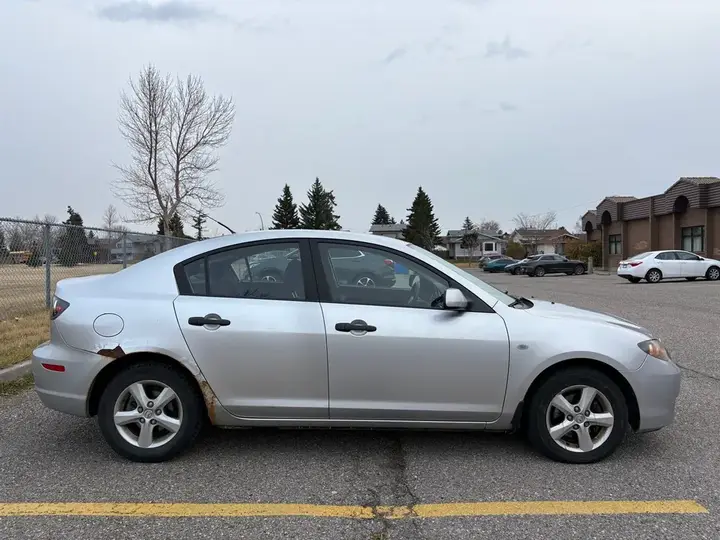 Mazda 3 2008 photo 2