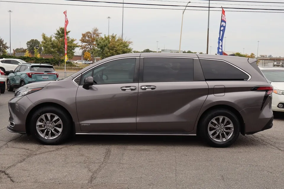 Toyota Sienna 2021 photo 4
