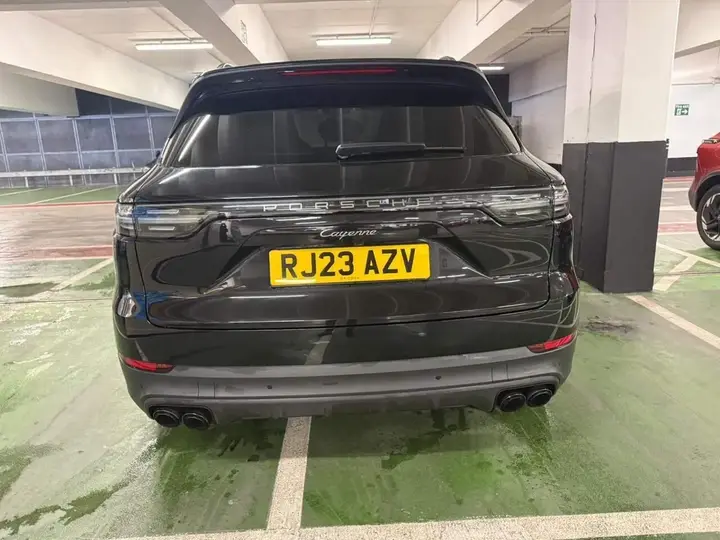 Porsche Cayenne 2023 photo 4