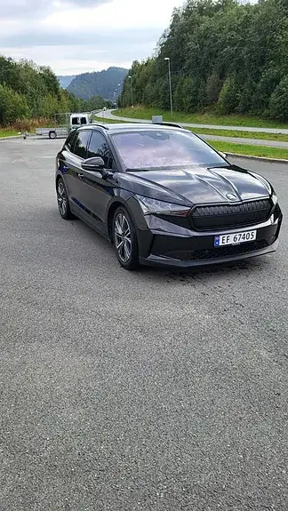 Skoda Enyaq 2023 photo 2