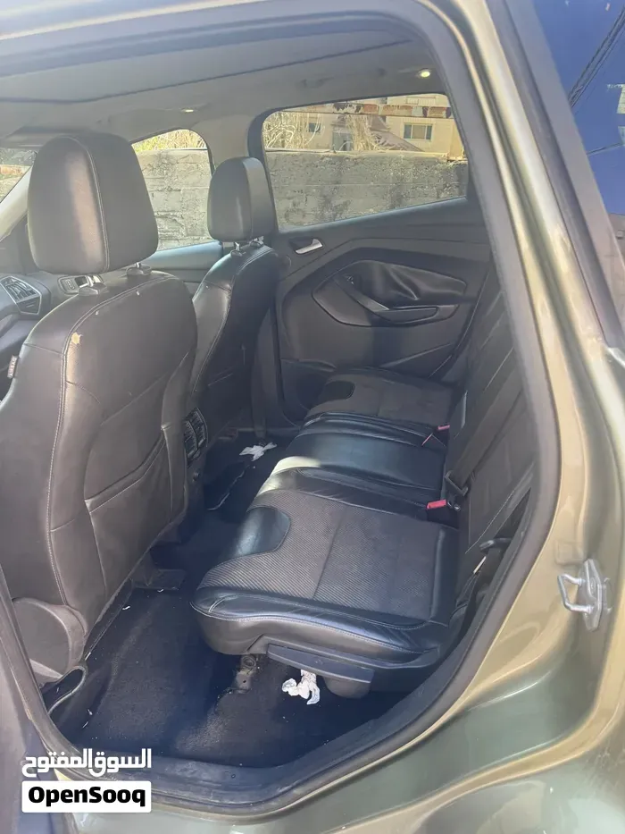 Ford Kuga 2015 photo 2