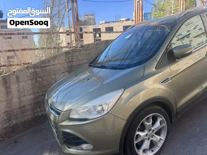 Ford Kuga 2015 photo 4