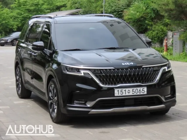Kia Carnival 2022 photo 2