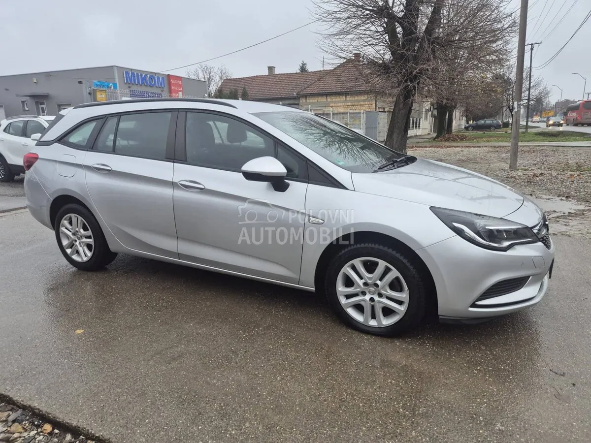 Opel Astra K 2017 photo 5