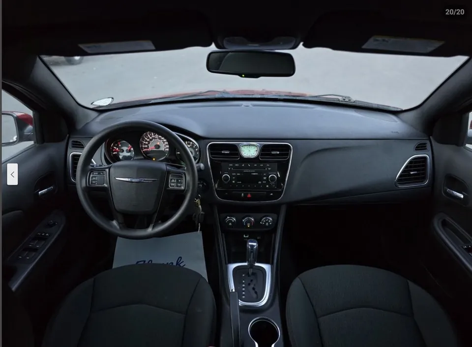 Chrysler 200 2012 photo 3