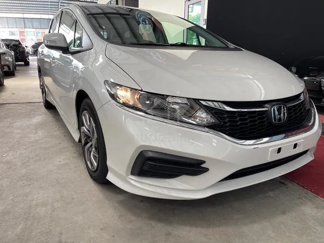 Honda Jade