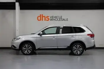 Mitsubishi Outlander 2019 photo 5
