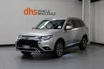 Mitsubishi Outlander 2019 photo 4