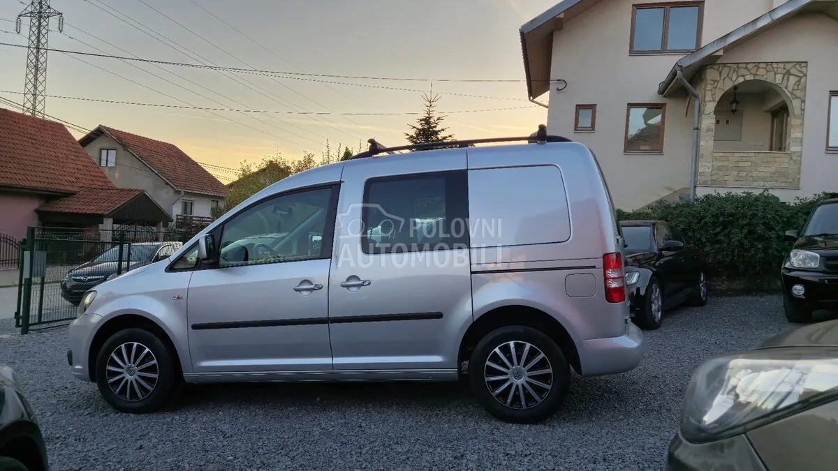 Volkswagen Caddy 2012 photo 5