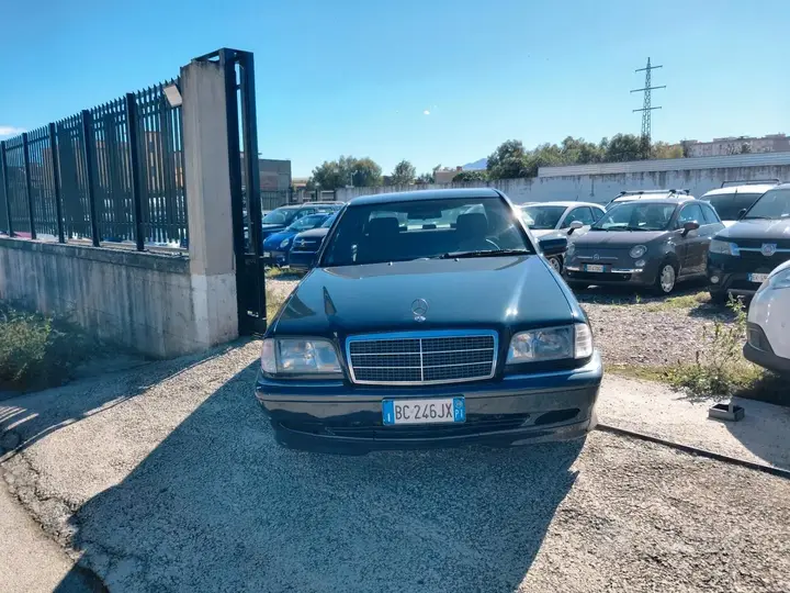 Mercedes-Benz C 250 1999 photo 4