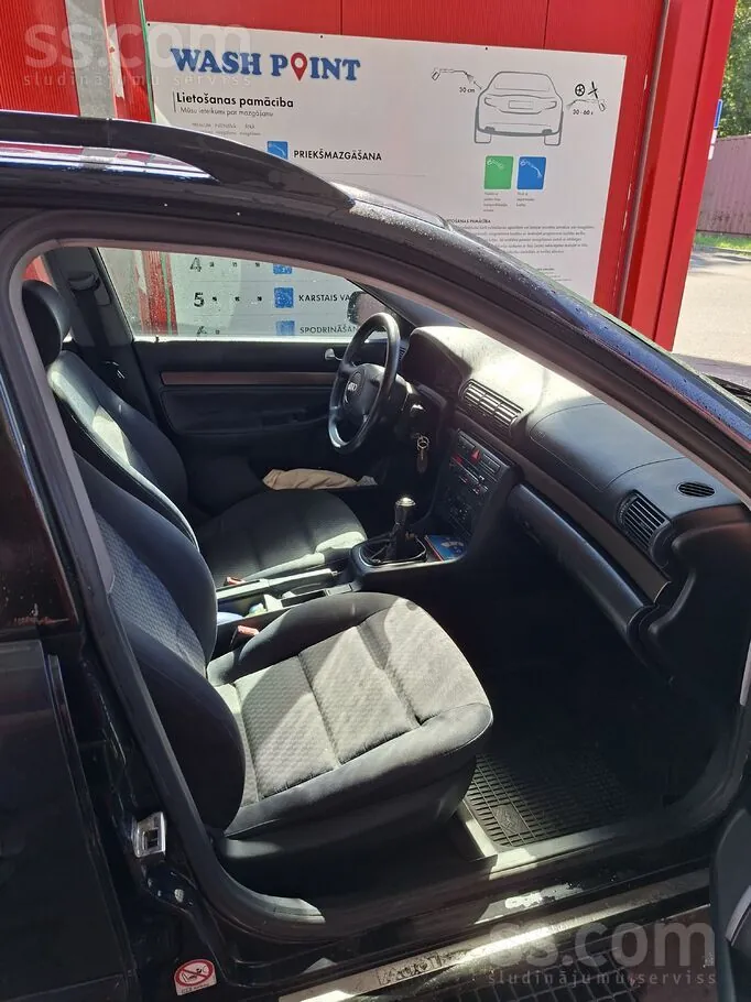 Audi A4 2000 photo 4
