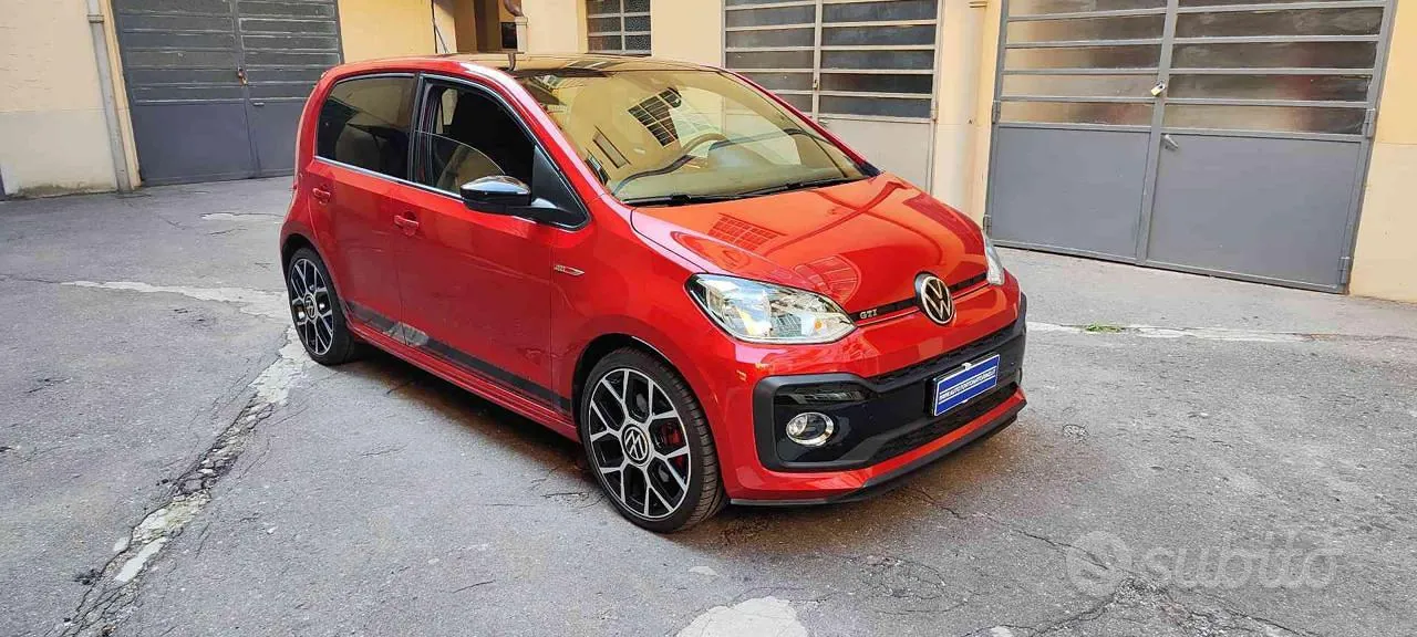 Volkswagen Up 2022 photo 2