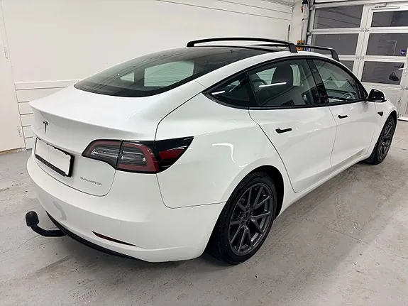 Tesla Model 3 2021 photo 5