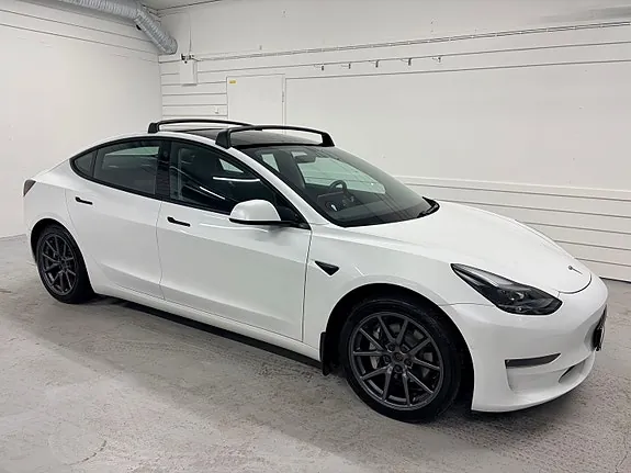 Tesla Model 3 2021 photo 3